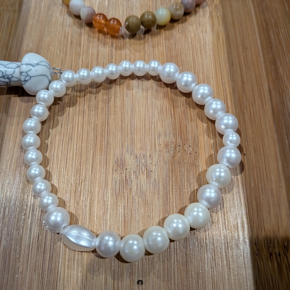 "Sally" Multi Color Strecthy With Natural Stones - Picture 2 of 10